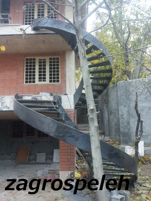  ویلای ساحلی  زاینده رود